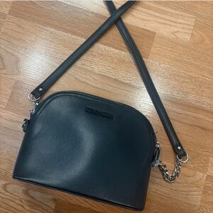 Steve Madden Sleek Black Crossbody Bag